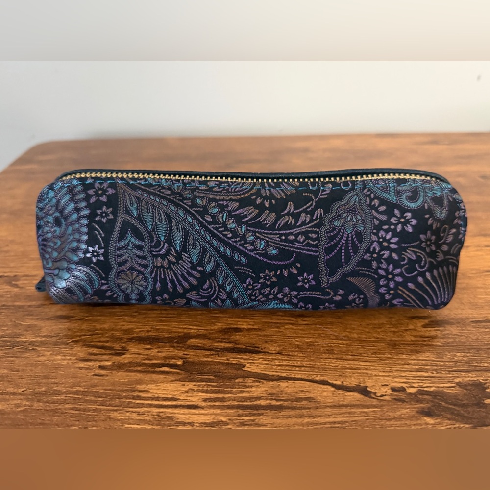 Portland Leather Masquerade Sidekick